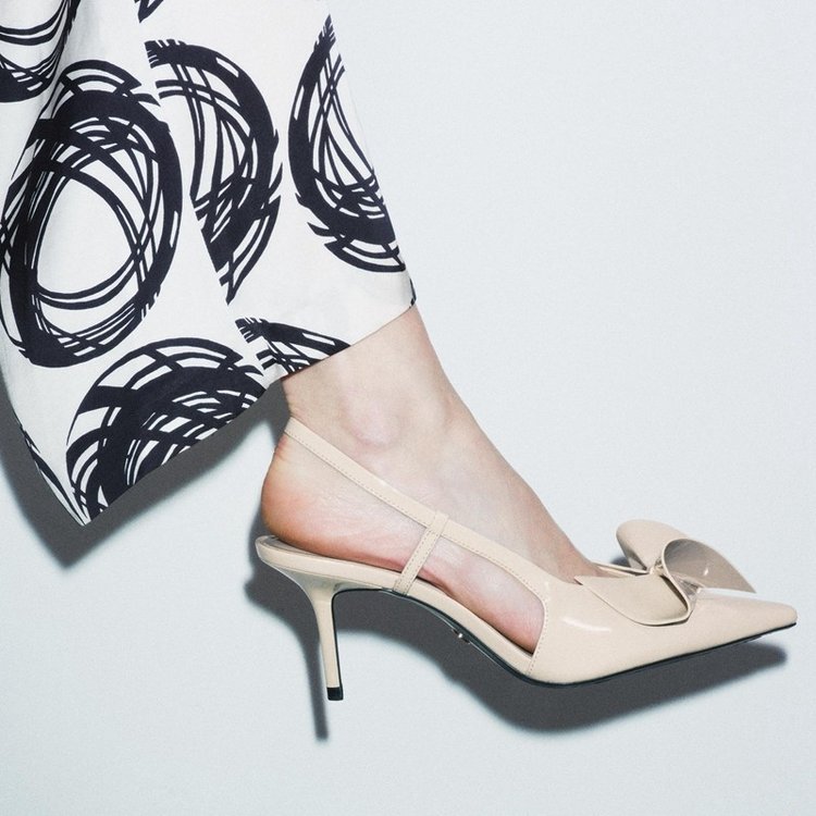 Women Fashion High Heel Design Sense Hollow Leather Shoes Gentle Style Triple Beige Free shipping