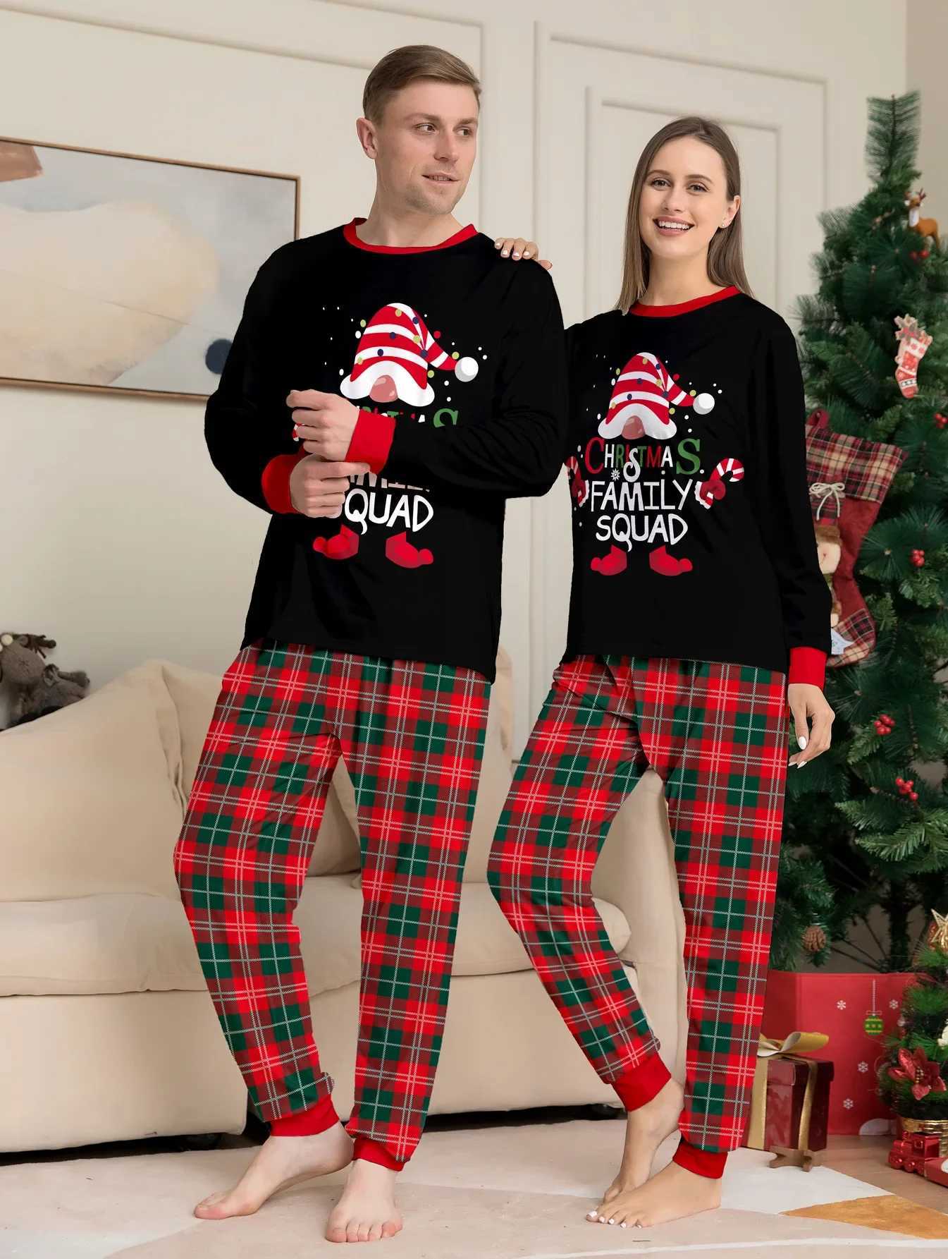 Family Christmas Matching Set Mom Daughter Dad Son Pajama Set Soft Full Sleeve Pajama Cute Baby and Dog Pants Pjs Christmas Appearance W241015