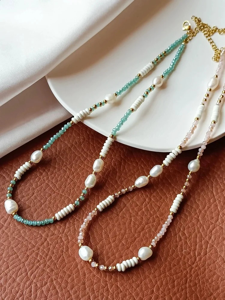 Natural Freshwater Baroque Pearl Necklace Fashionable Shining Crystal Necklace Natural Stone Jewelry 241017