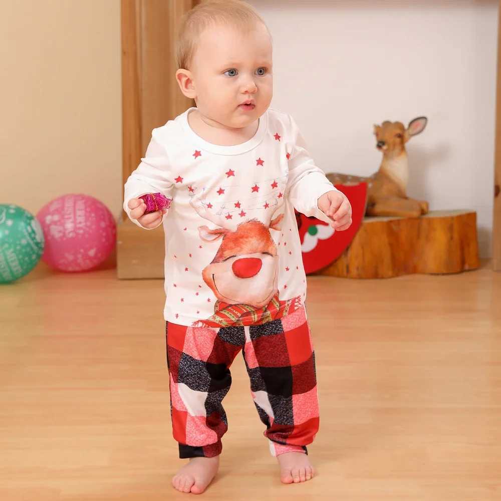 Family Christmas Gift 2024 Cartoon Deer Printing Mom Dad Child Matching Pajama Set Soft Cute Pajama New Year Clothing Christmas Appearance W241015
