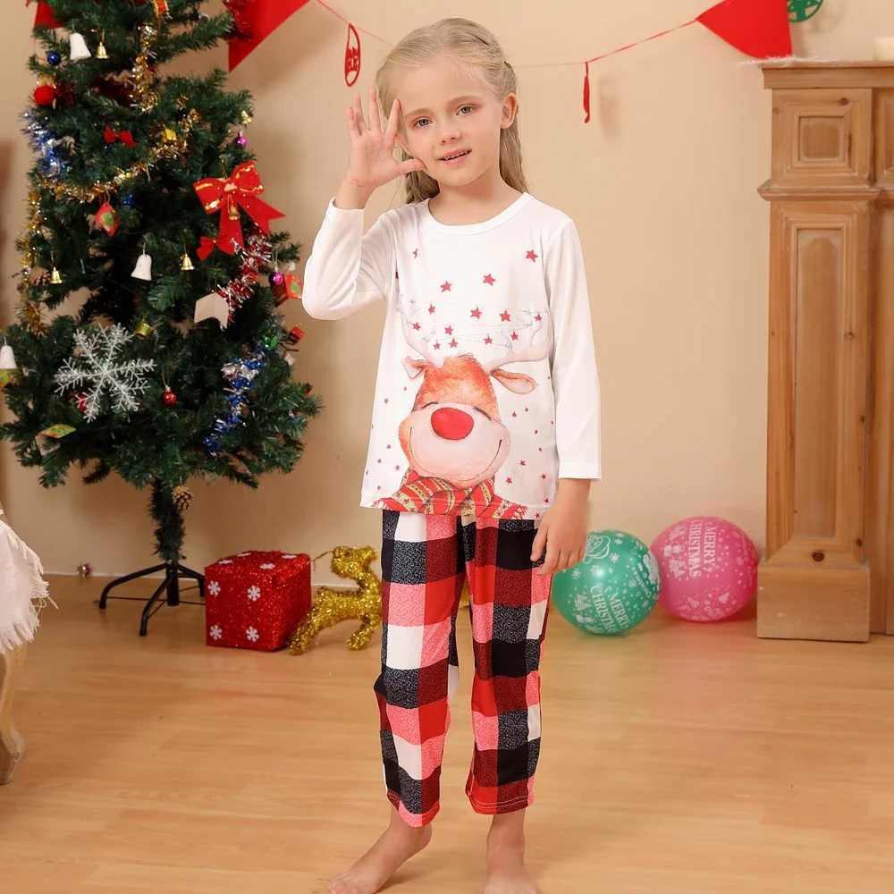 Family Christmas Gift 2024 Cartoon Deer Printing Mom Dad Child Matching Pajama Set Soft Cute Pajama New Year Clothing Christmas Appearance W241015