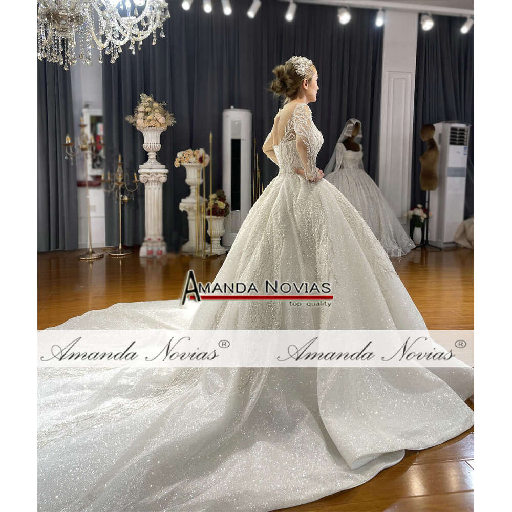 Popular Long Sleeve Ball Gown Wedding Dress