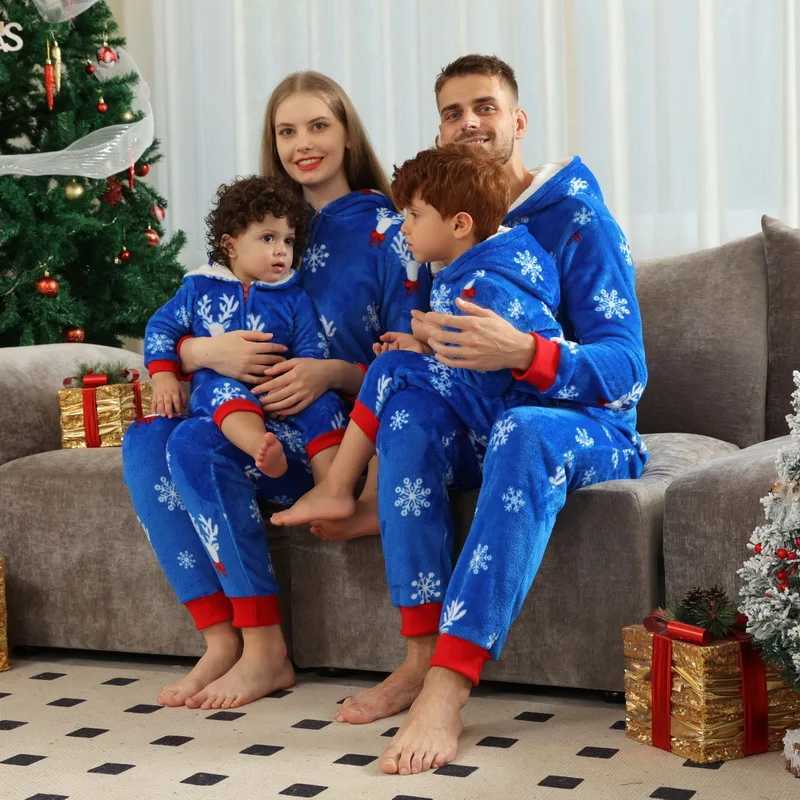 Unisex dad mom child red holiday sleepwear boys and girls Christmas elf costume adult children family matching hoodie W241015