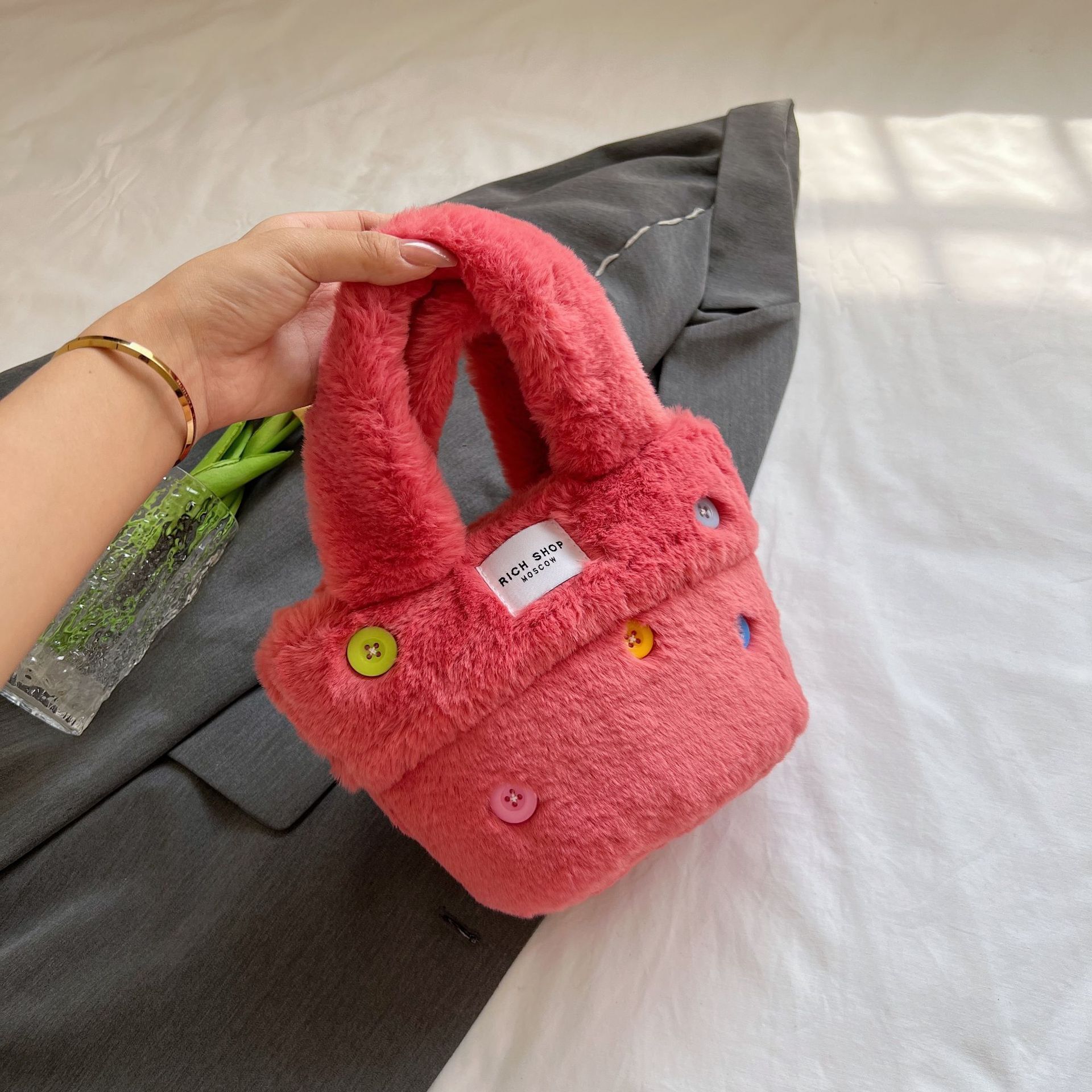 Cute button imitation fur autumn and winter children's diagonal cross handbag version fashionable plush bag