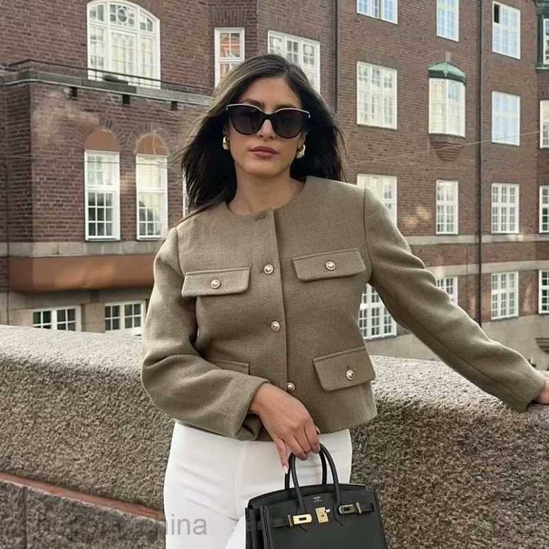 Women Jackets Coats Autumn and Winter New Women's Wear Style Fashion Button Decoration Short Suit Coat