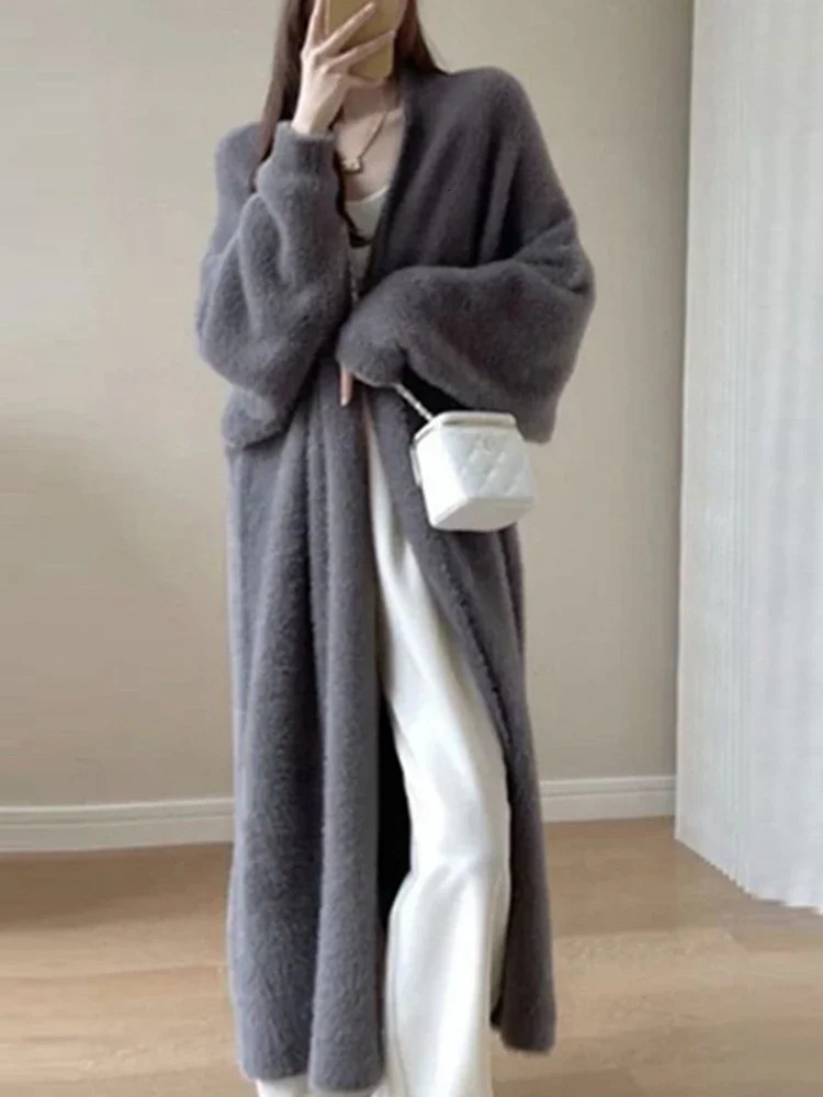 Elegant Vintage Knitted Coat Winter Soft Loose Jacket Korean Casual Autumn Winter Fur Cardigan Women Solid Color Long Sweaters 241017