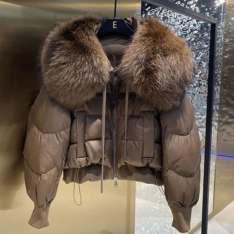 New 2024 Winter Puffer Jacket Women Thick Warm Short Parkas Real Natural Raccoon Fur Female Loose 90% White Duck Down Coat