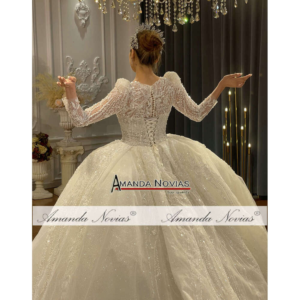 High quality lace Appliques Wedding Dress