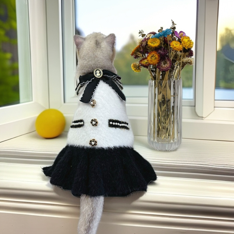 Dog Dresses Designer autumn and winter cat Clothes New Winter Clothing Designer Chic Dog High end Pets Sweater Dress for small dog
