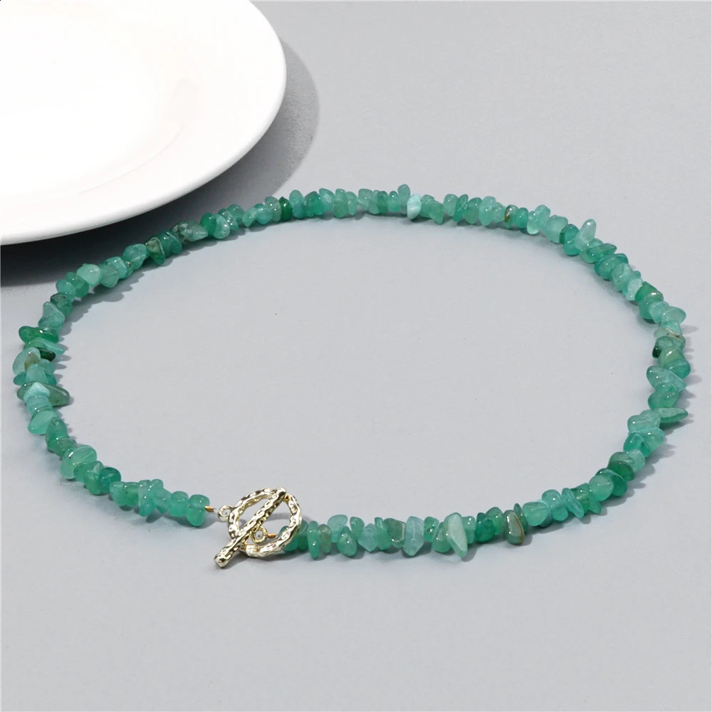 Natural Blue Stone Necklace Irregular Treatment Gravel Sea Blue Gem Crystal Quartz Chip Bead Necklace 241017