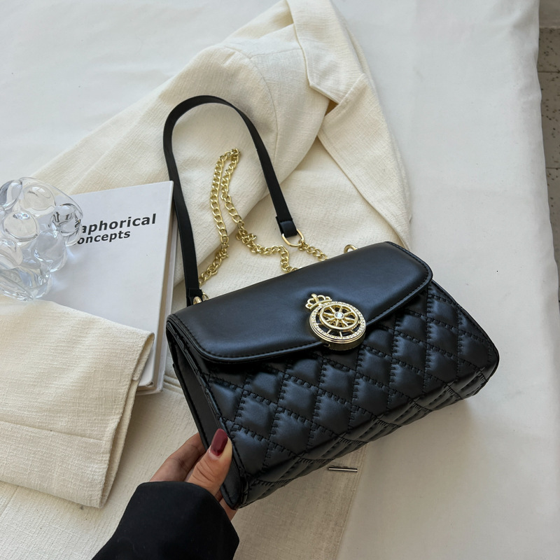 Fashionable and minimalist western-style chain autumn new item single shoulder crossbody small square women's bag temperament solid color trend