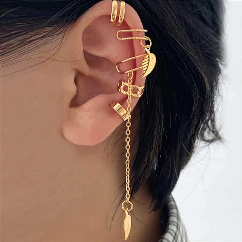 Golden Leaf Female Clip Earrings Creative Simple C Butterfly Earrings Cuffs Non Perforated Earrings Set Fashion Jewelry W241017