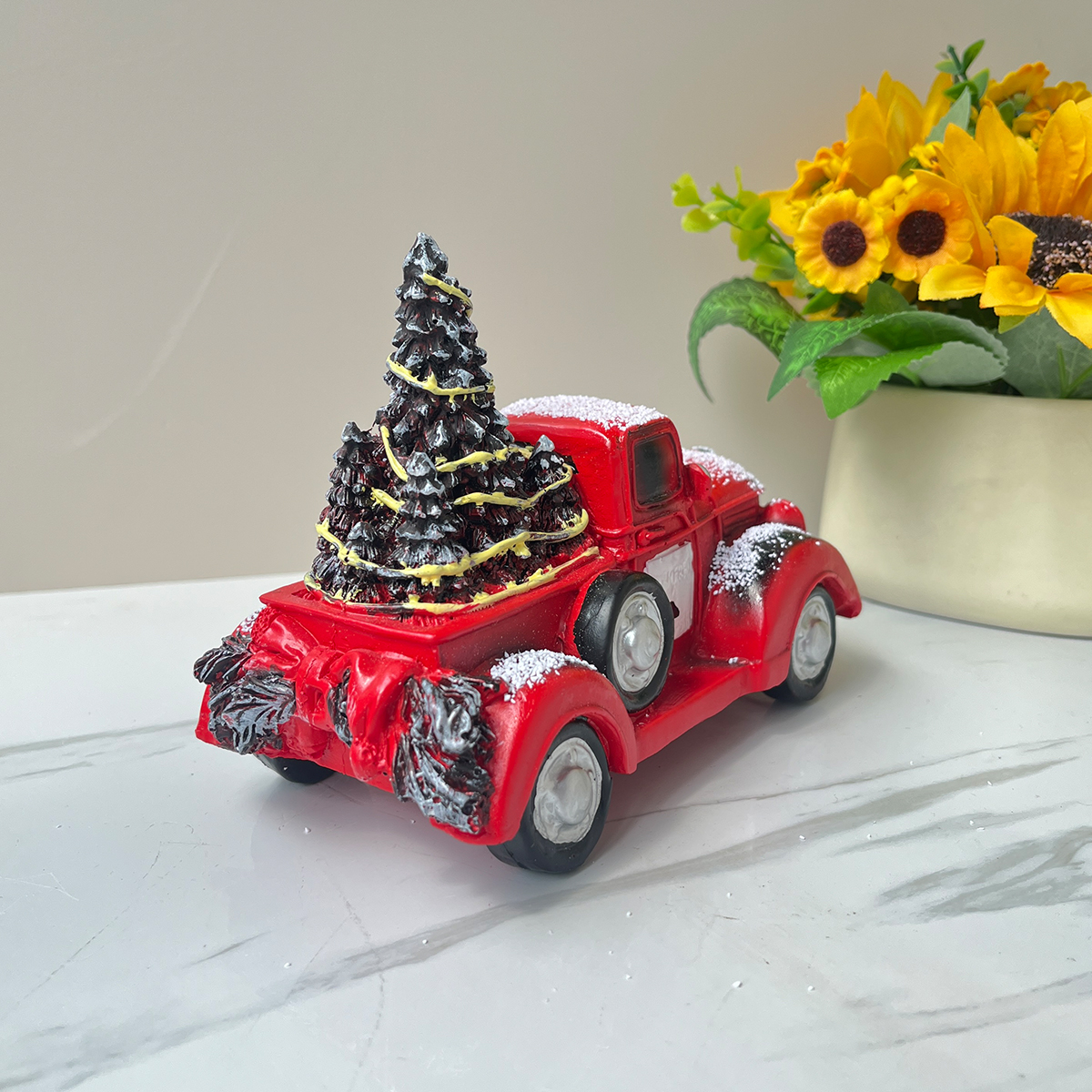 Christmas Decorations Classic Red Truck Farmhouse Style Centre Decorations