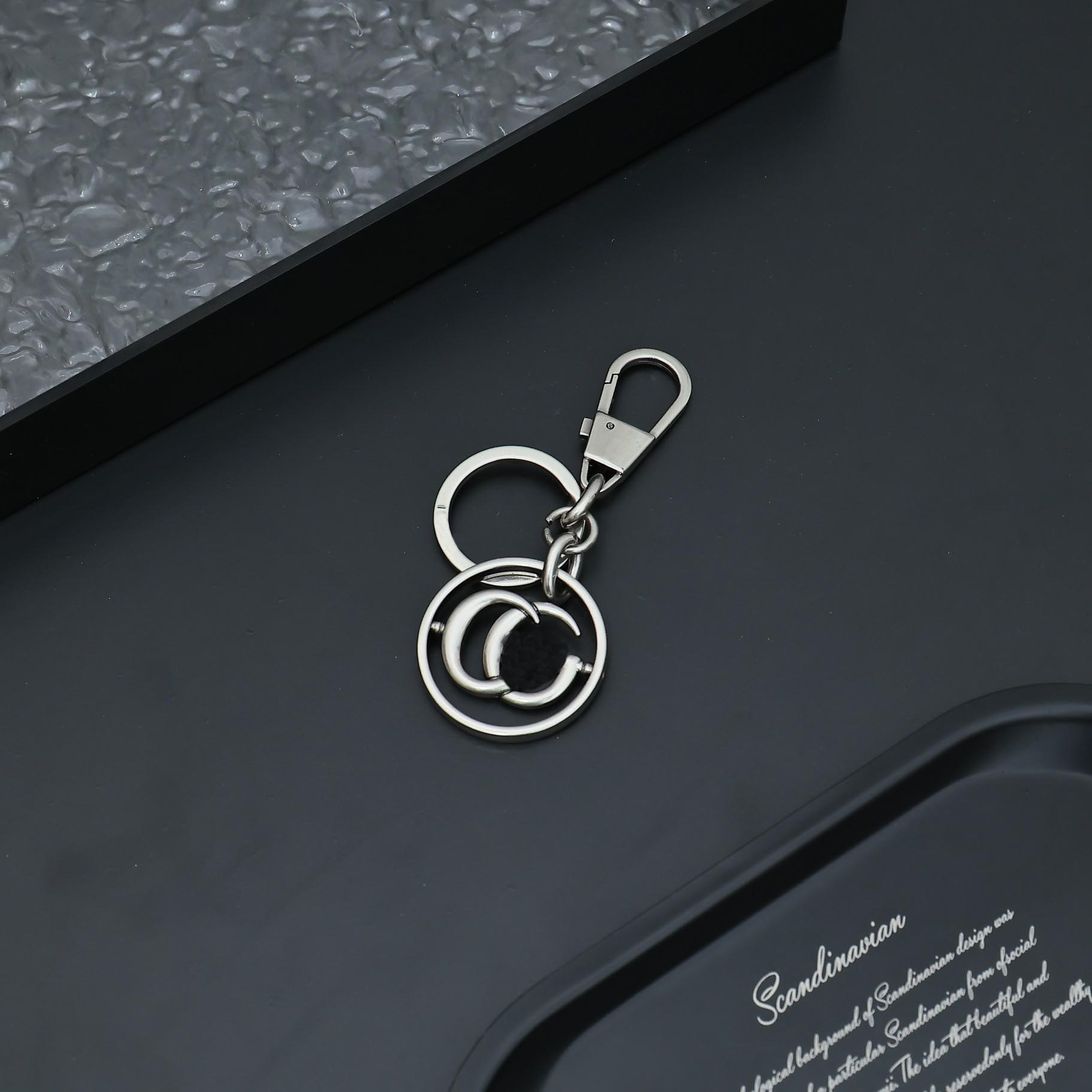 Party Favor Designer Fashion Simple Personalized Bag Decoration Car Keychain Charms