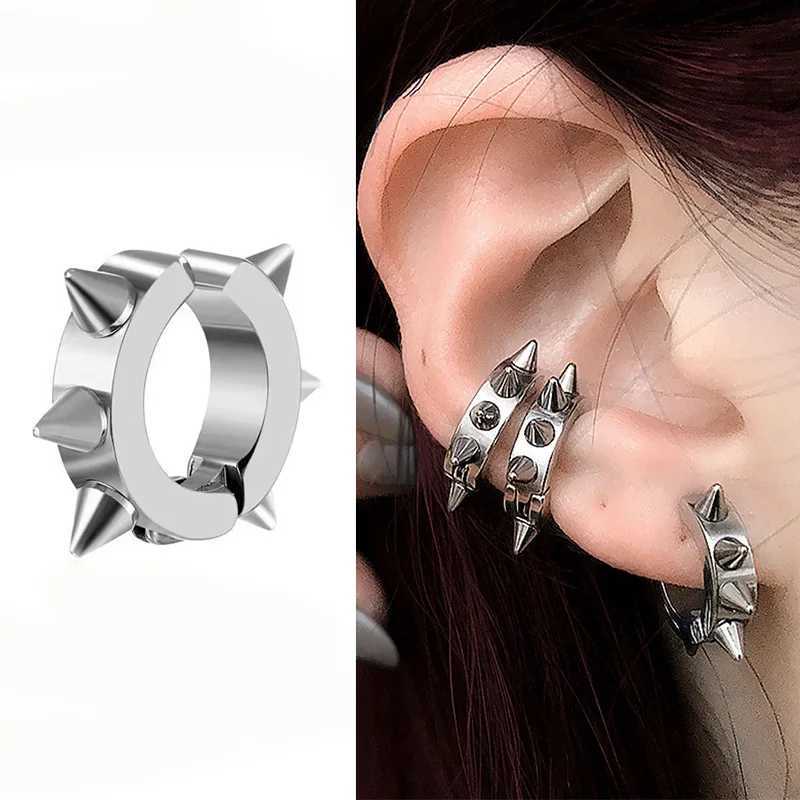 WKOUD 1Pc Punk Steel Stainless Steel Lacquer Free Earring Clip Suitable for Men/Womens Street Pop Non Perforated Fake Jewelry Gifts W241017