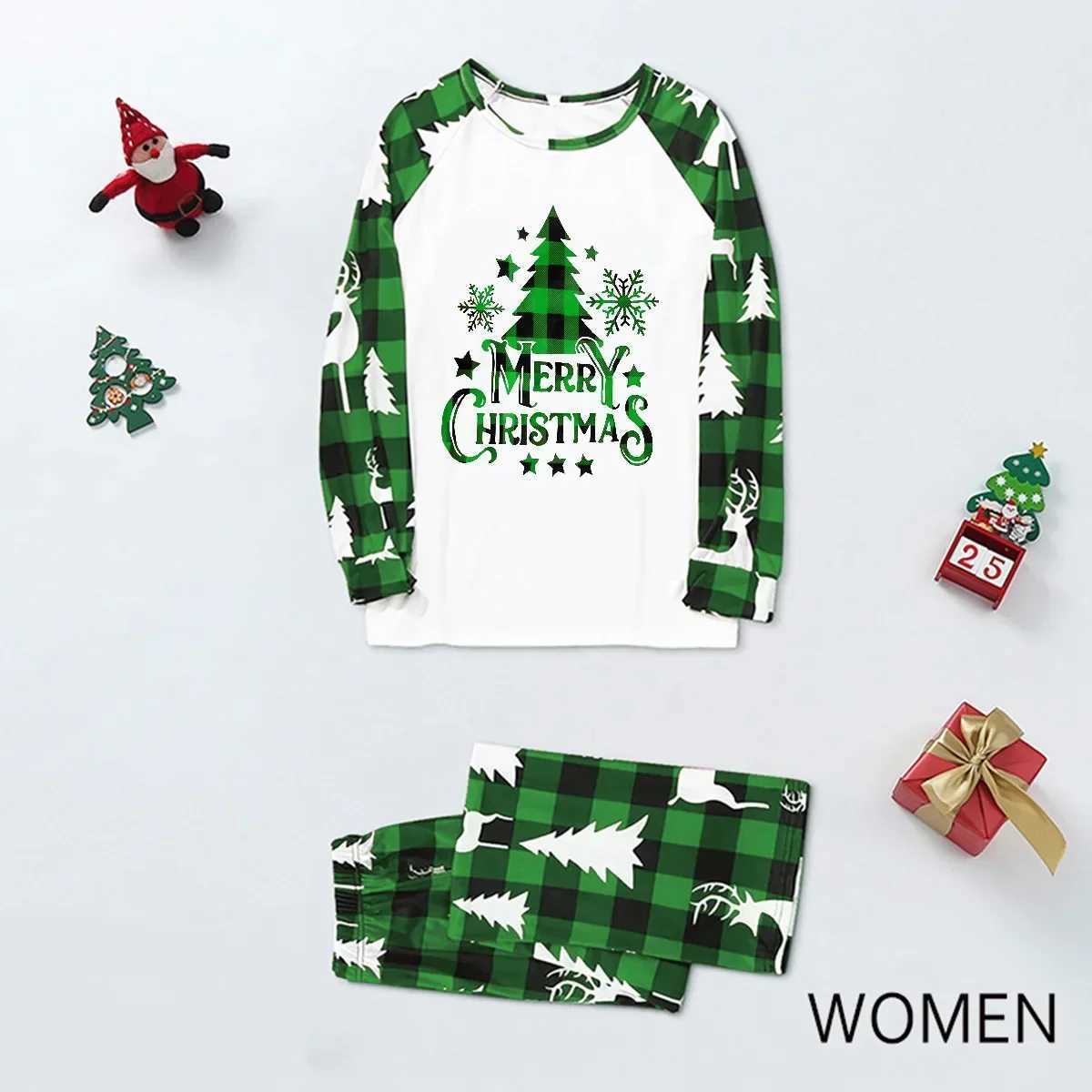 Merry Christmas green printed pajamas matching outfits for mom daughter dad and son baby and dog jumpsuit W241015