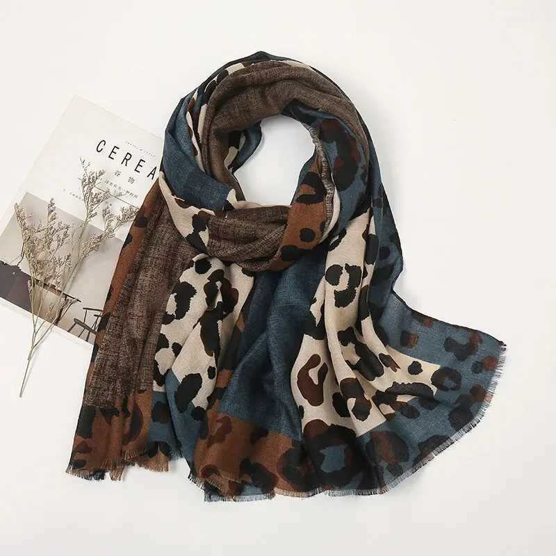 Versatile Cotton Leopard Scarf Wen Thin Brown Shawl Double Color Warm Shawl Fashion Cmuting Style X241017