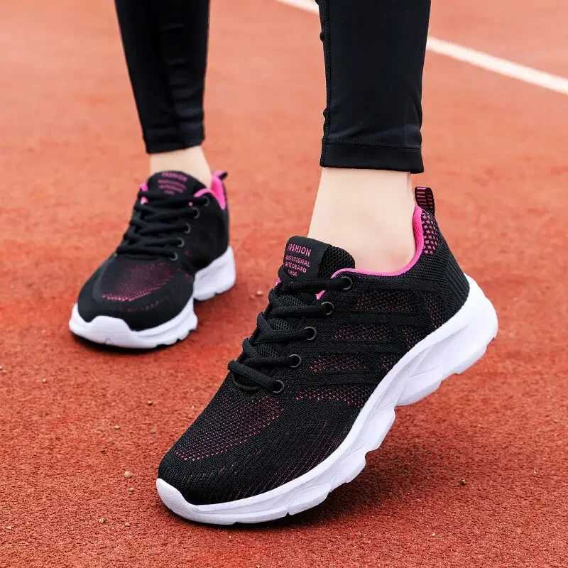 Womens sports shoes casual shoes 2023 new breathable walking mesh lace flat vulcanized shoes womens Tenis running shoes Y241017