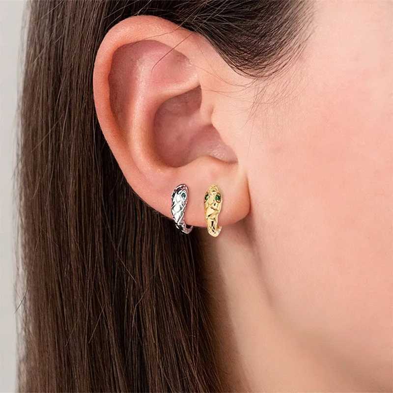 1 piece of retro snake packaging earrings cuff stud earrings mens Gothic jewelry clip earrings womens snake trend ring earrings W241017