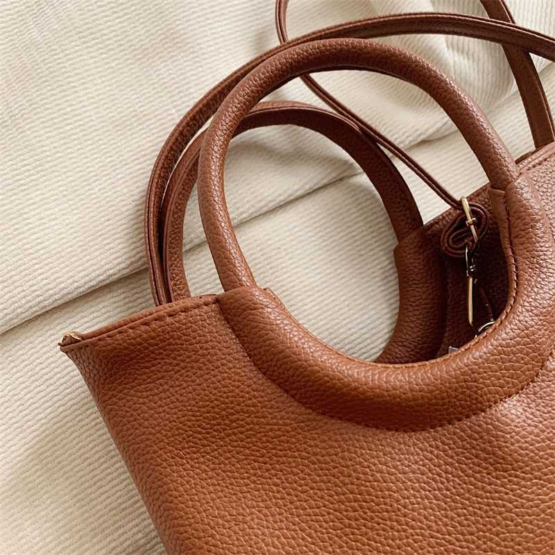 2024 niche design circular handbag for womens 1style versatile and fashionable soft face single shoulder crossbody bag Y241017