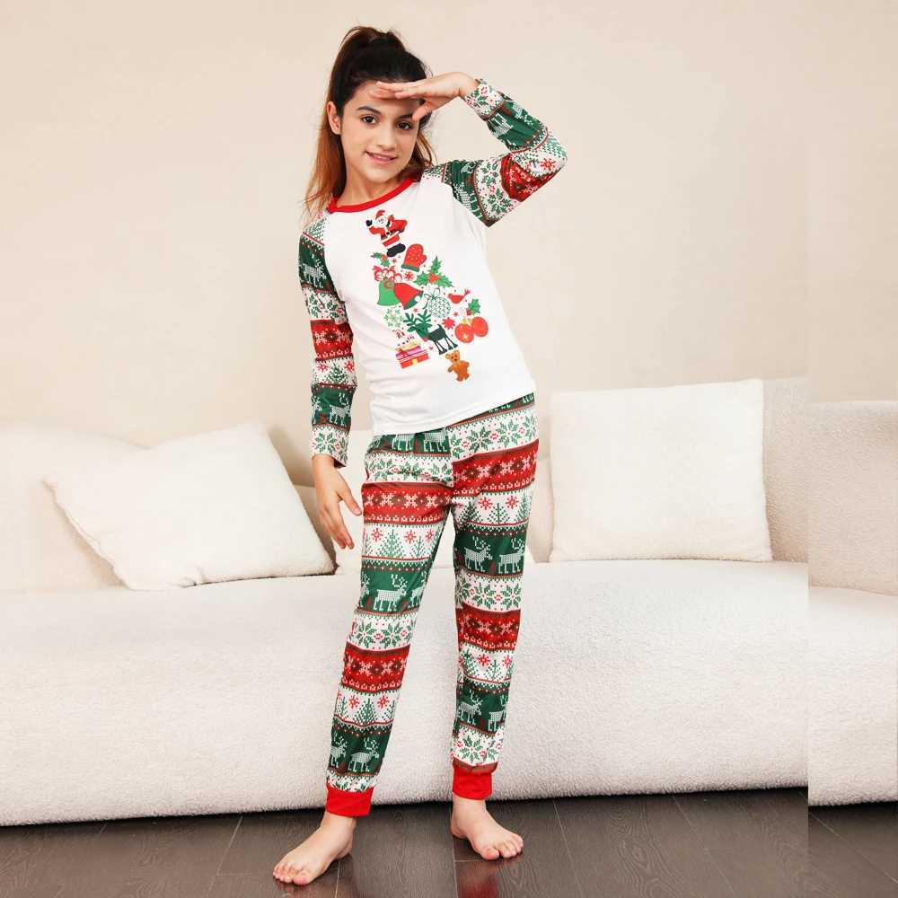 Christmas Gift 2024 New Full Set Printed Mom Daughter Dad Son Matching Set Soft and Cute Christmas Pajama Set Family Appearance Lounge Clothing W24101
