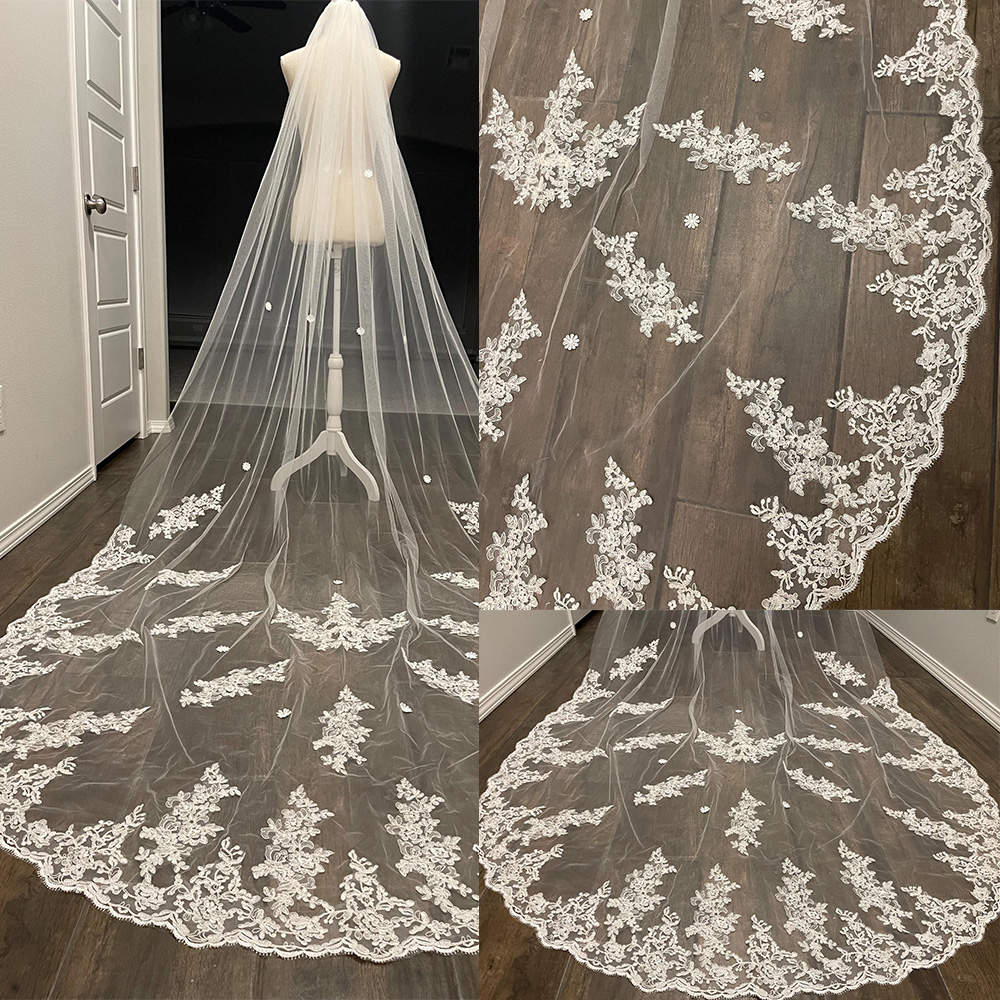 Vintage Wedding Veil Appliques Sequins One Layer Long Cathedral Length Veils Applique Edge Custom Made Bridal Accessories