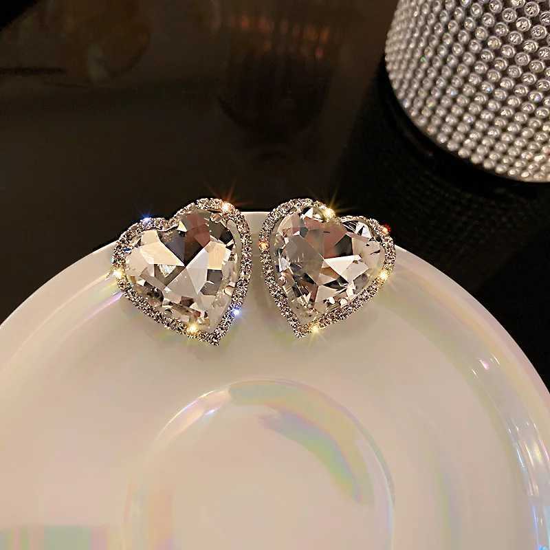 Heart Crystal Clip Earrings for Women Bijoux Non Perforated Geometric Rhinestone Earrings Declaration Jewelry W241017
