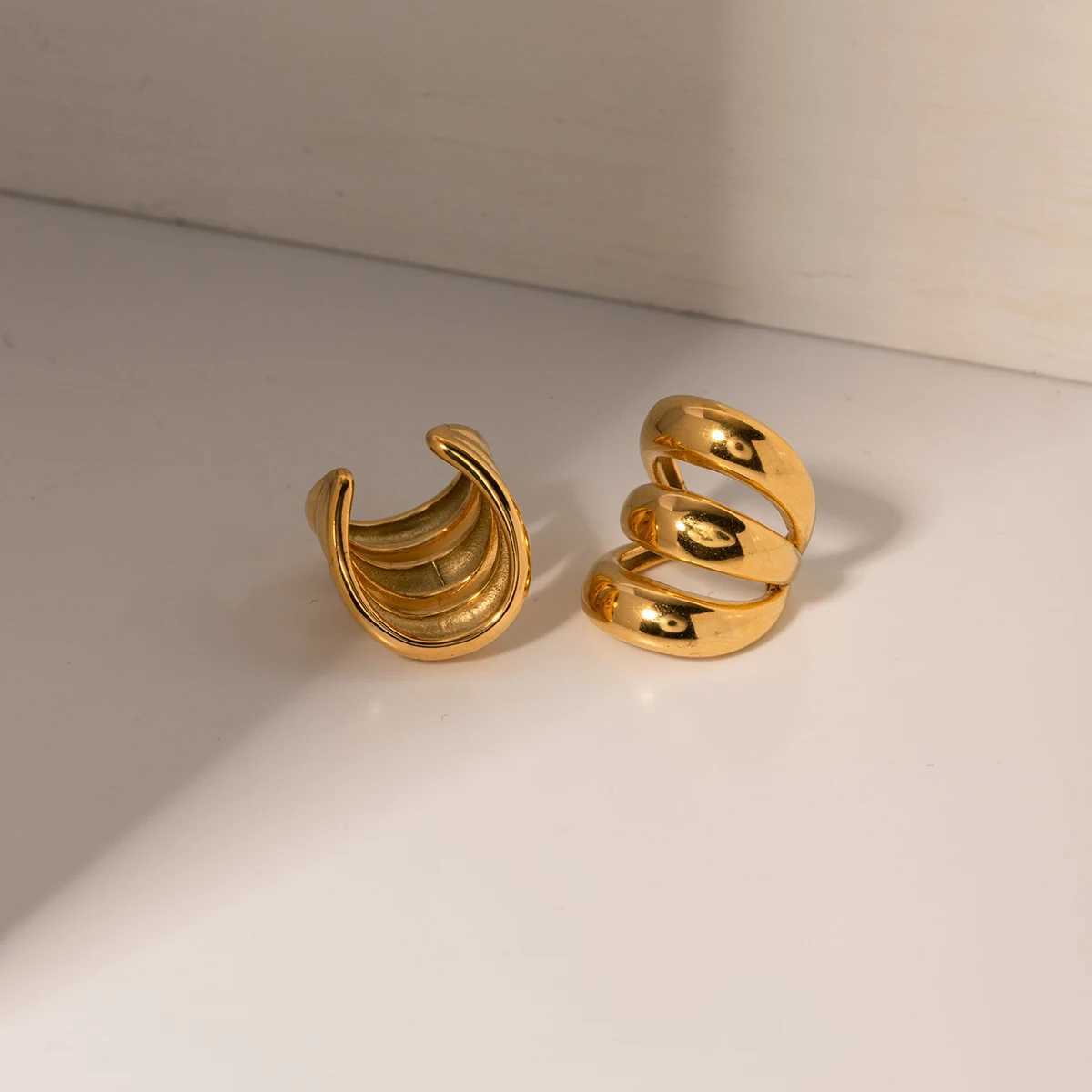 Stainless steel geometric simple three-layer ear clip personalized fashion 18K fashionable womens allergy prevention statement jewelry W241017