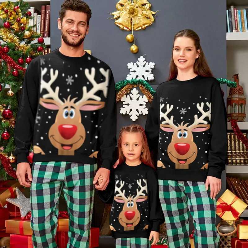 Christmas Family Appearance Matching Set Sportswear Pulling 3D Cartoon Reindeer Print Matching Hoodie O-Neck Wool Top Christmas W241015