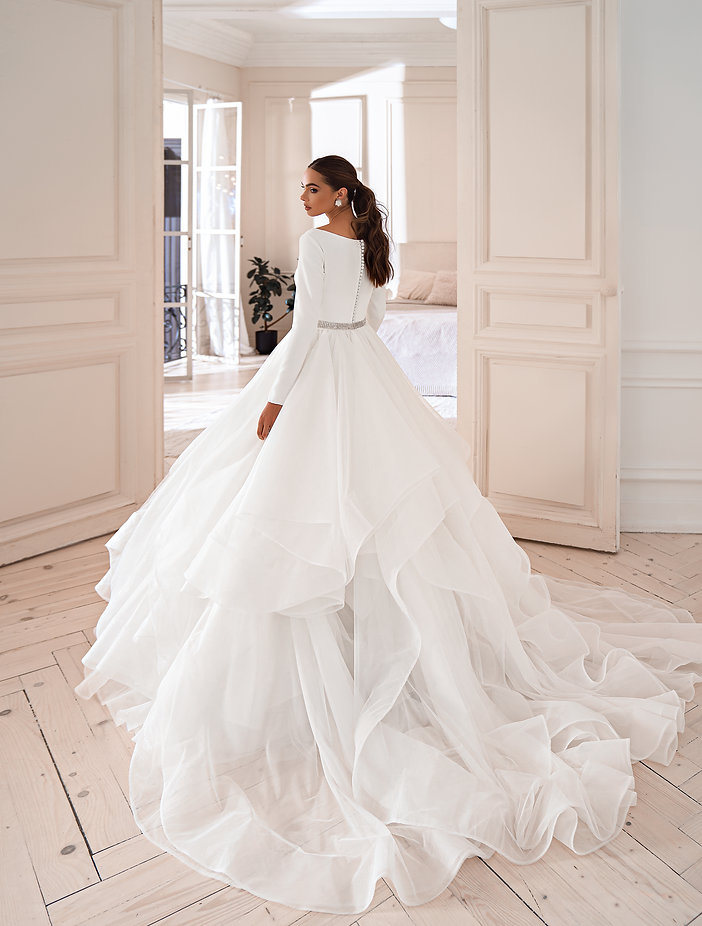 Vintage Scoop Neck Long Sleeve A-Line Wedding Dresses 2024 Graceful Ruffles Organza Court Train Princess Wedding Gown Vestidos De Noiva