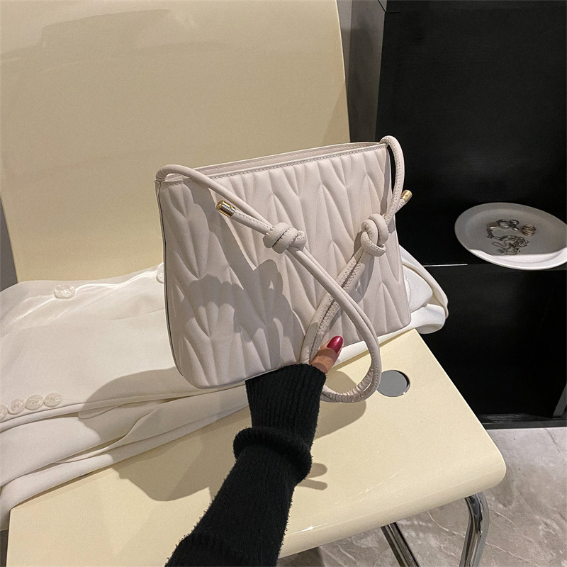 new autumn minimalist stylish women's fashionable diagonal cross single shoulder tote bag, casual niche, small and fresh