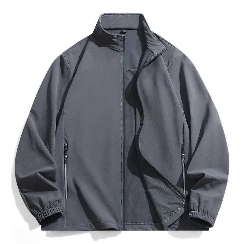 New Men Jacket Outdoor Thin Breathable Windbreaker Autumn Sportwear Solid Coats Outwear Mens Clothing Top X241017