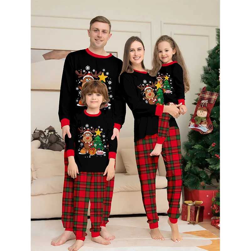 2025 Christmas Pajamas Family Clothing Matching Adult and Children News Christmas Pajama Clothing Set Baby Diapers Casual Pajamas Family Appearance W2