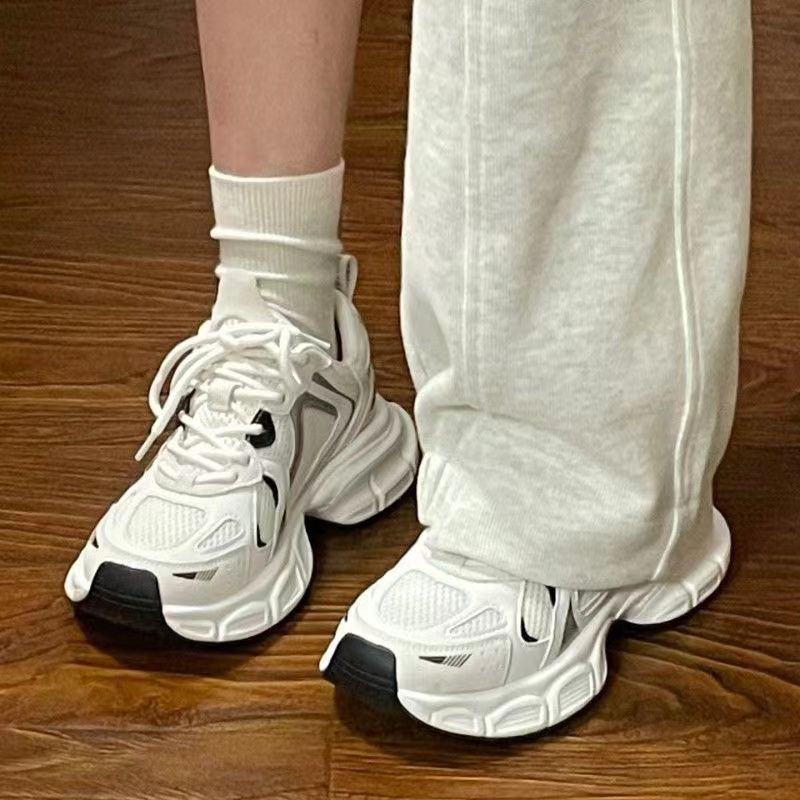 Women's Versatile Breathable Mesh Casual Running Shoes