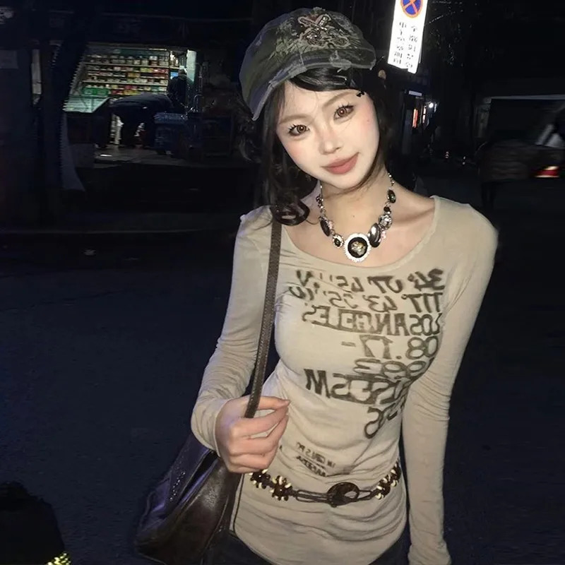 Tonngills Y2k Retro T-shirt Womens Printed Letter T-shirt Top Tight 2000s Japanese Autumn Street Clothing Folded Top Fairycore T-shirt 241017