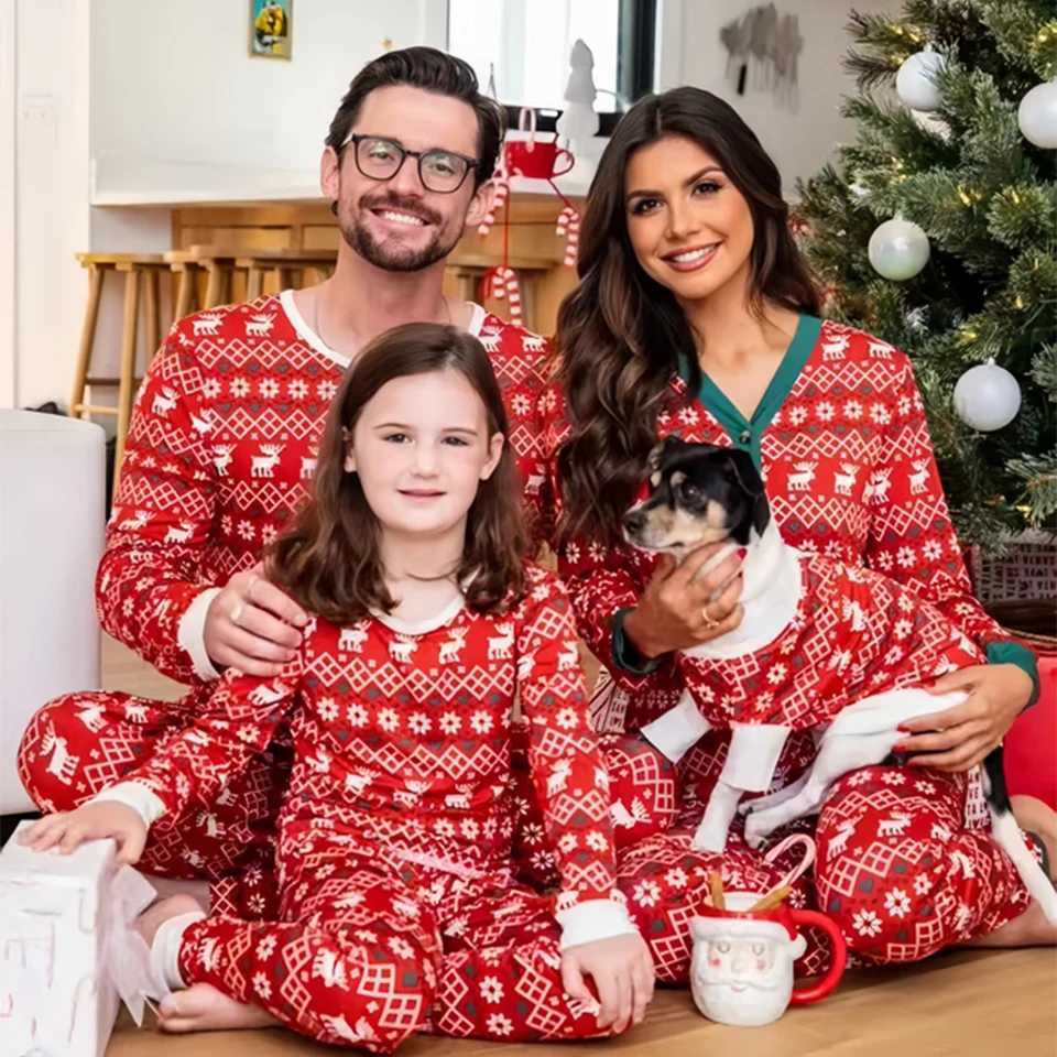 Mom Child Christmas Pajamas Family Matching Set Casual Clothing Christmas Family Appearance Pajamas Womens Pajamas Baby Clothing W241015