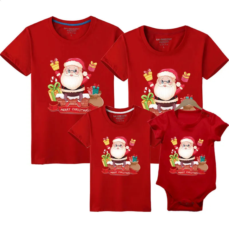 Christmas Family Matching Outfits Father Mother Son Daughter Clothes Year Adult Kids Tshirt Baby Romper 241017