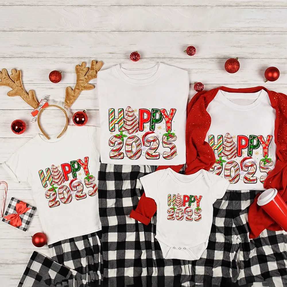 Happy Christmas 2025 family matching tshirts parents children teens baby bodysuits Christmas and New Year party shirt set W241015