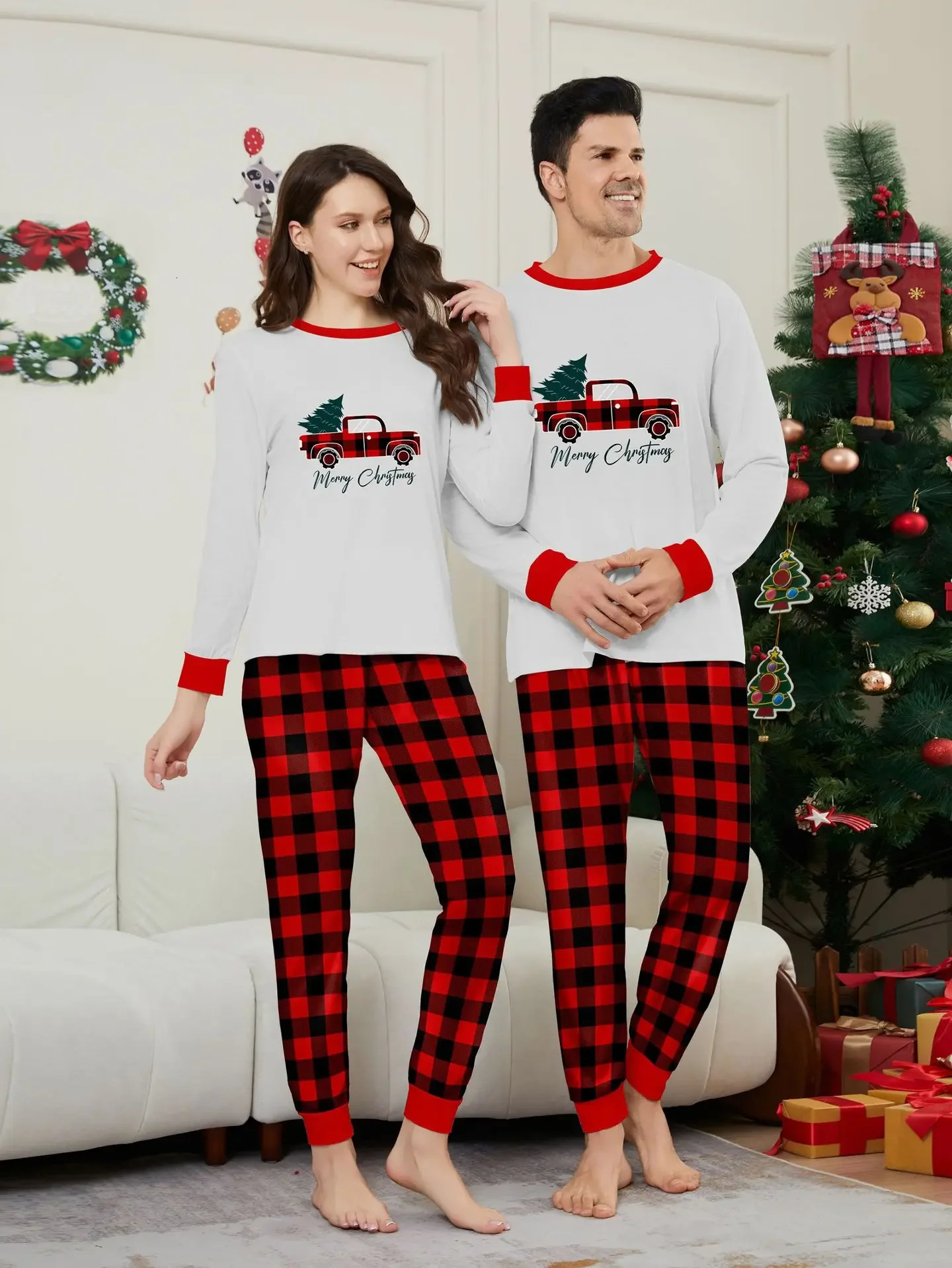 Cartoon Plaid Christmas Clothing Set for Family Adults Kids Matching Outfits Casual Soft 2Pcs Suit Baby dog Romper Xmas Look 241017