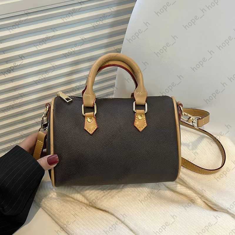 Shoulder Bags Top Designer Mini Nano 16cm 20cm Shoulder Bag Women Leather Denim Crossbody Luxury Brand Embossed Tote Purse Brown Flower Handbag