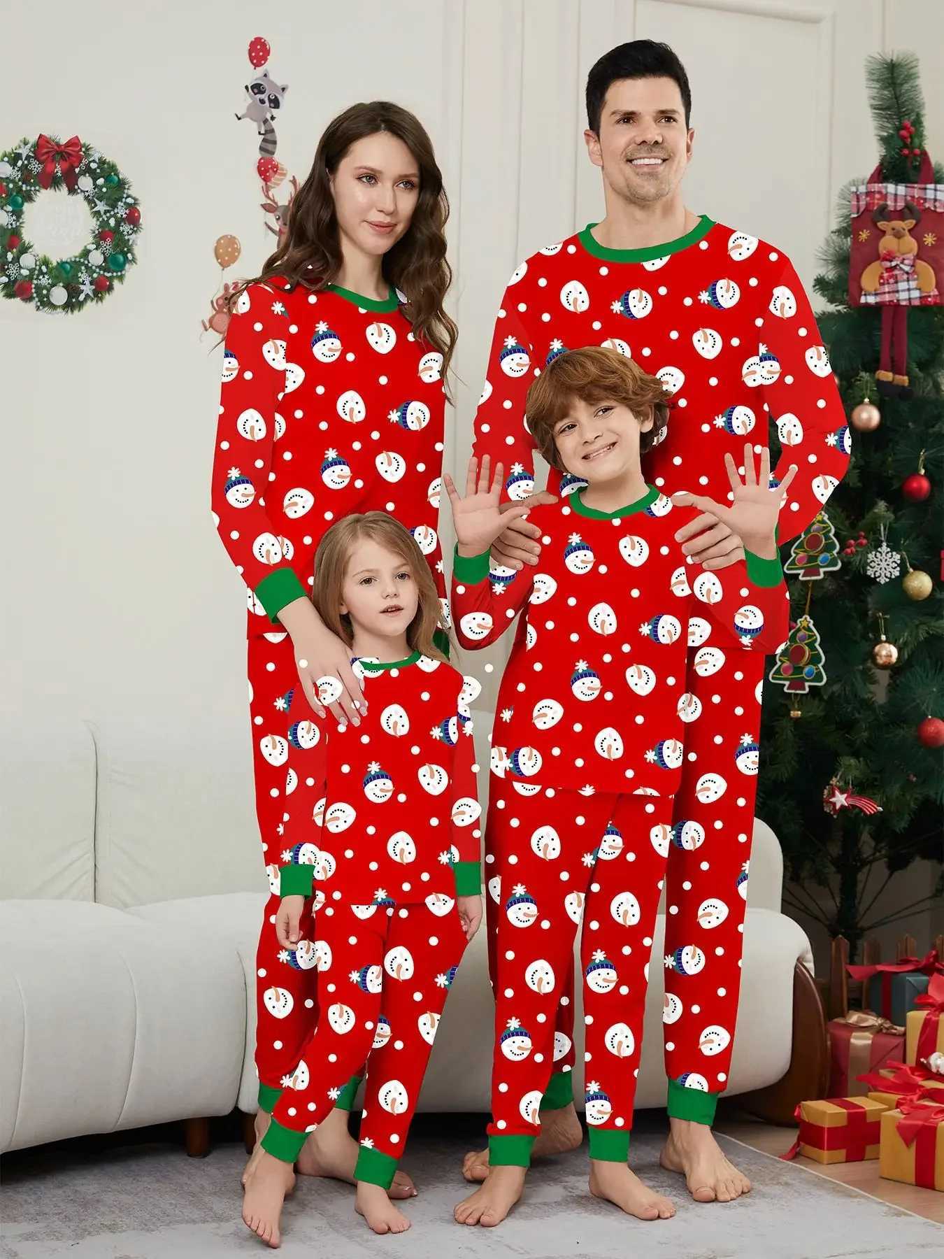 Christmas Family Pajama Set Allover Print 2-piece Pajama Set Mom Dad Child Matching Set Cute Baby and Dog Pants Pjs Christmas Appearance W241015