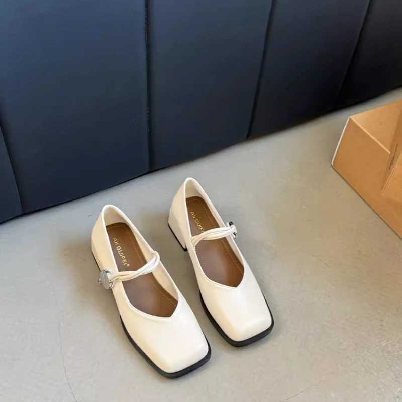 2024 Mary Jane Womens Shoes Spring Autumn Comfortable Womens Single High Heels Retro Middle High Heels Zapatos De Mujer Y241017
