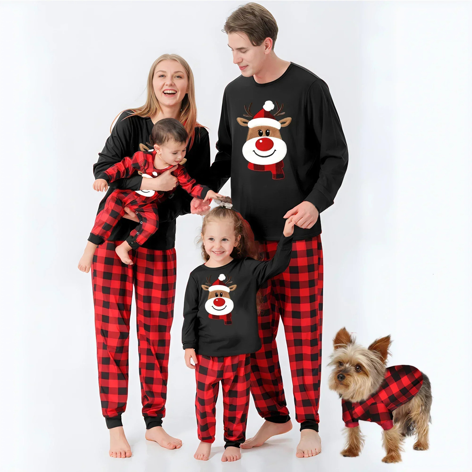 Christmas Cartoon Deer Print Pajamas Set Family Matching Outfits Soft 2 Pcs Suit Loungewear Baby Dog Romper Xmas Look 241017