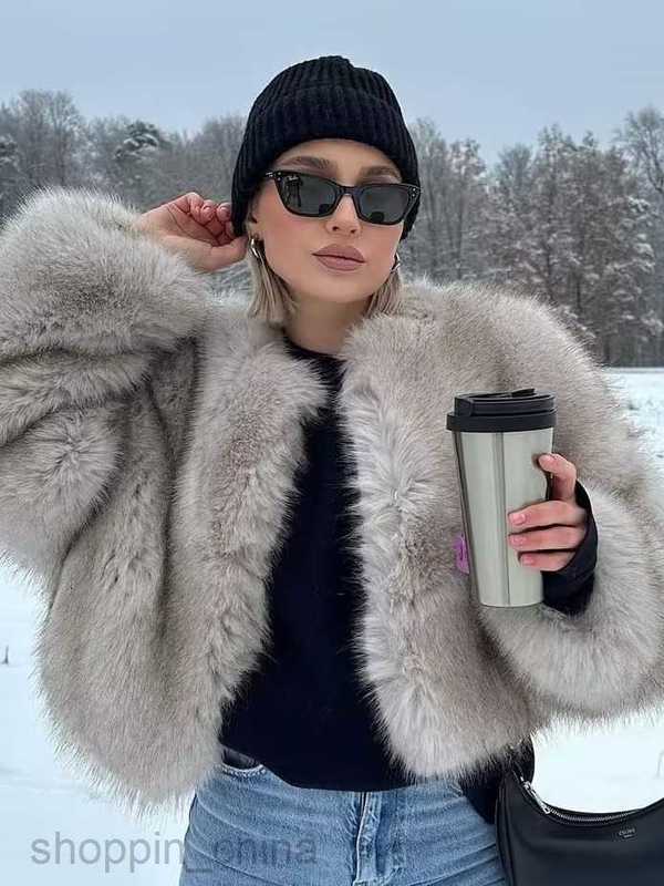 Women's Fur & Faux Fur Fashion jacket Coats Women's autumn and winter new solid color socialite round neck faux fur effect short jacket