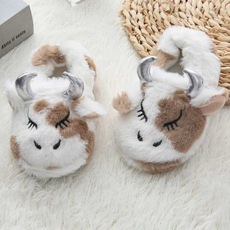 Fashionable childrens boys winter baby slippers plush warm cartoon cow rubber sole childrens home shoes childrens indoor shoesCL241017