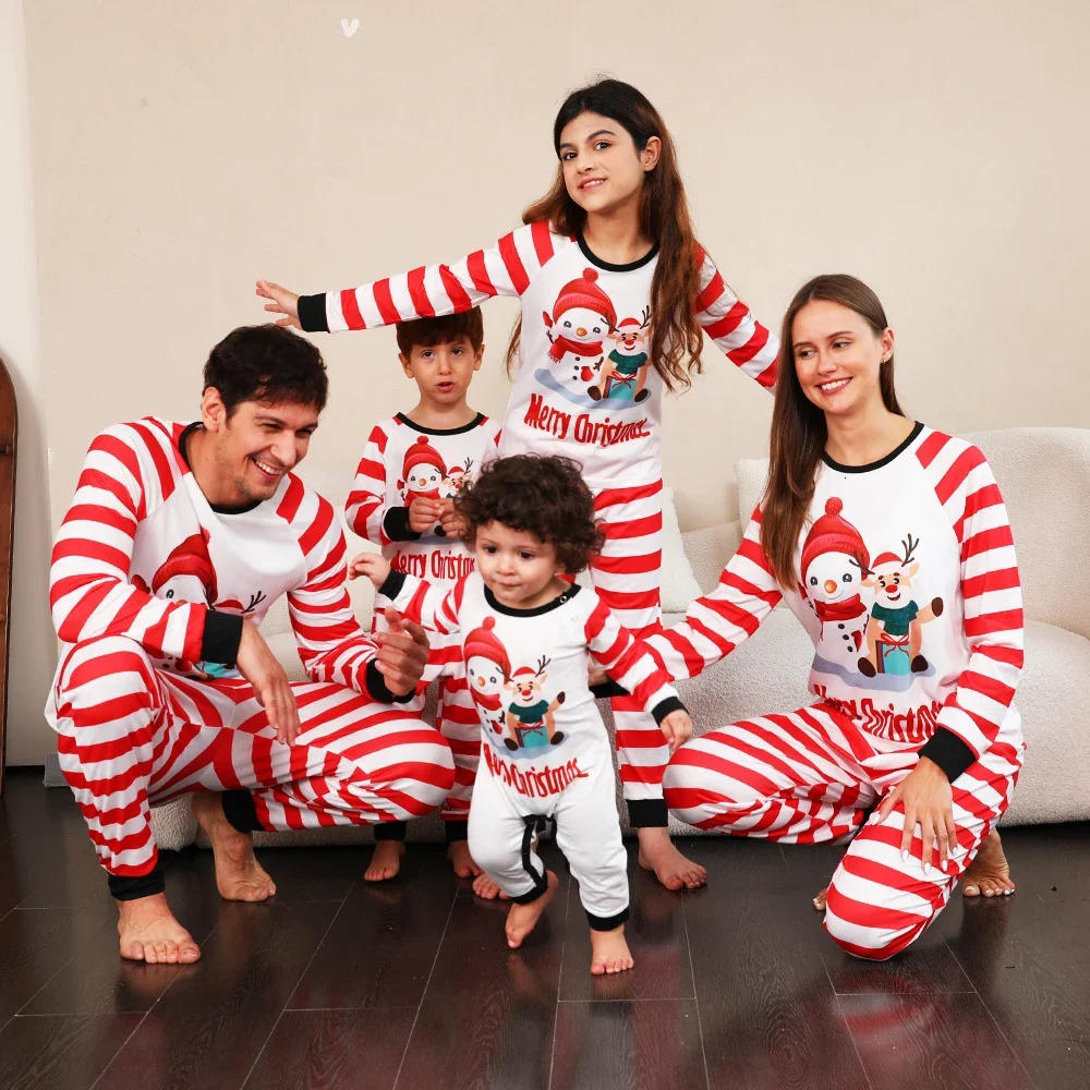 Mother Father Kids Christmas Matching Outfits Baby Romper Cartoon Striped Pattern Pajama Sets Xmas Family Clothing Set 241017