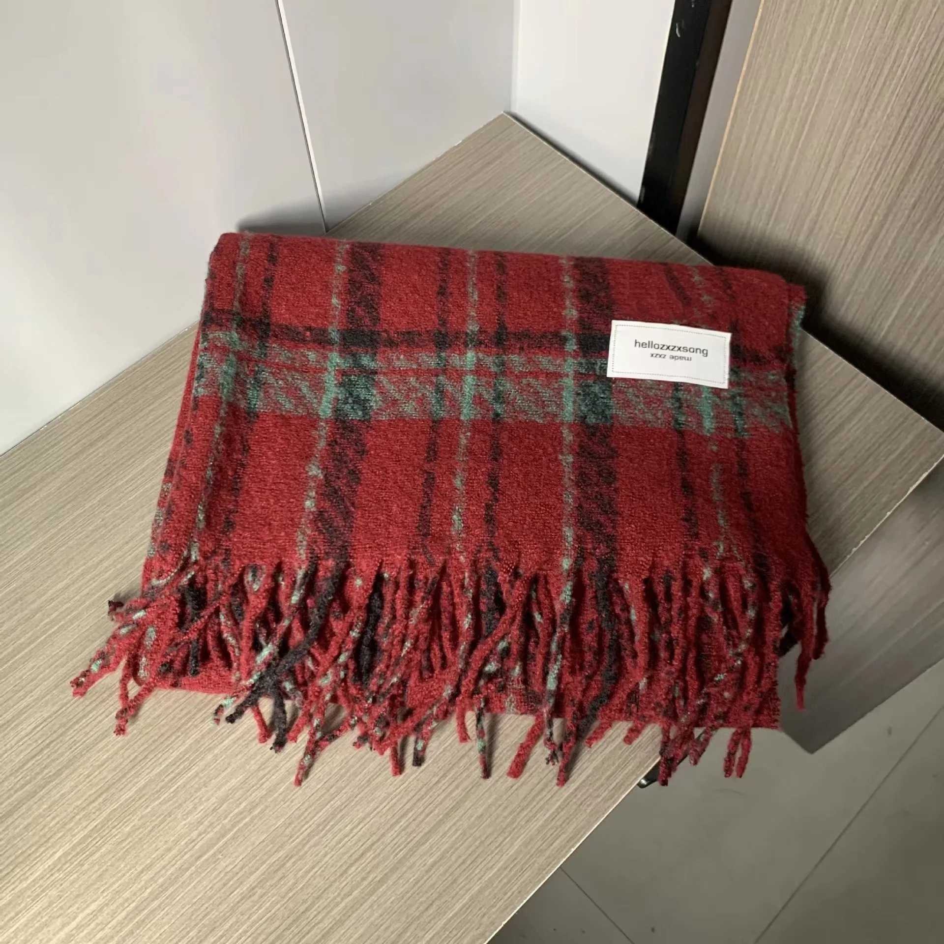 Scarf Lady Christmas Winter New Year Atmosphere Red Plaid with Thick Fringe Warm Student Retro Something Senior X241017