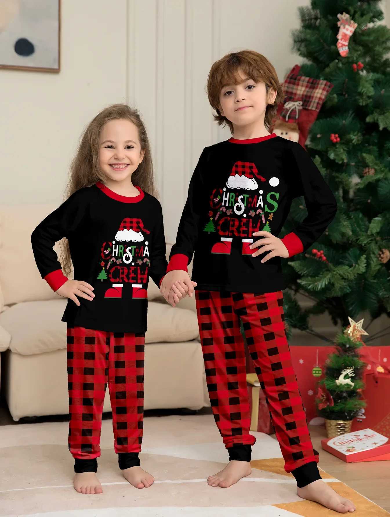 Family Christmas Matching Set Pajama Set Cartoon Printing Adult Childrens Dad Mom Daughter Pajama Baby Pants Christmas Pajama W241015