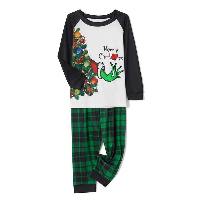 Blotona Christmas Family Matching Set Pajama Set Cartoon Printed Long Sleeve Top and Green Flat Pants Pajamas W241015