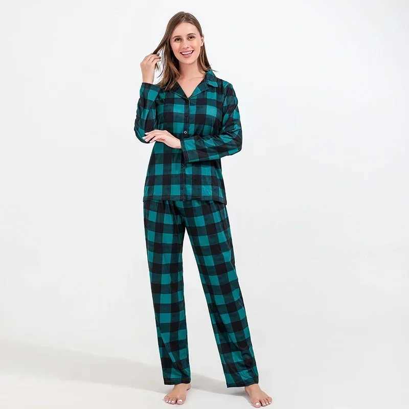 Christmas Family Appearance Clothing Christmas Pajama Set Mother Father Children Matching Clothing Warm Soft Pajamas Baby Boys and Girls Clothing W241